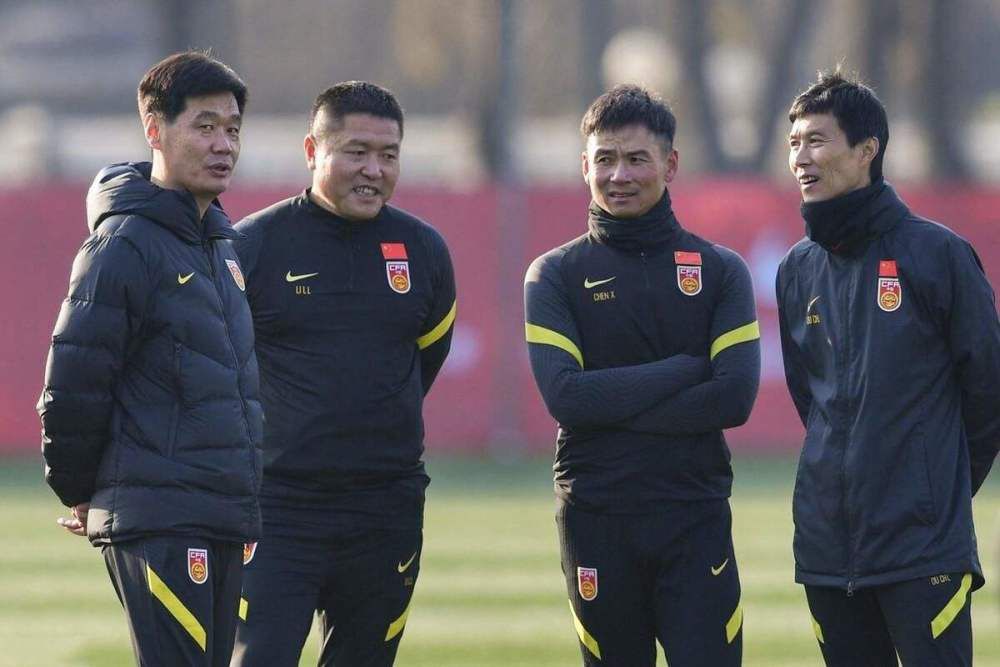 刘格格穿比基尼图片